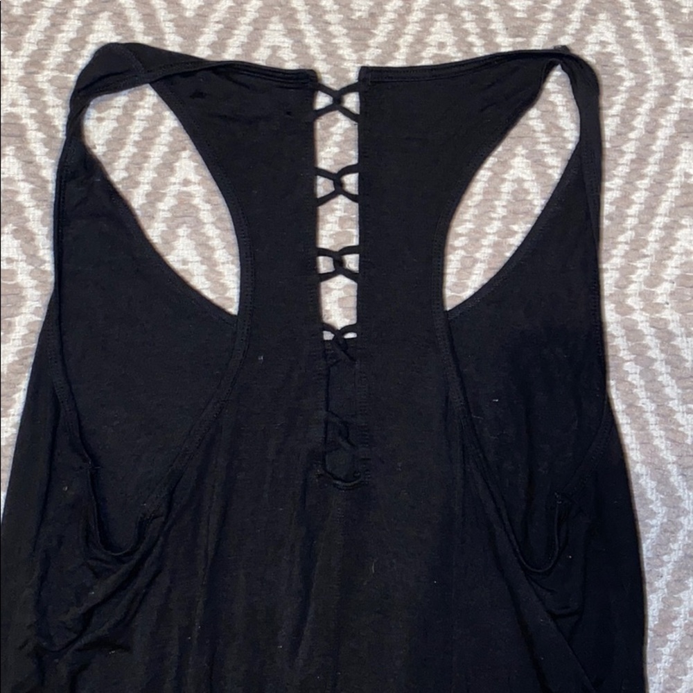 CUTE BLACK TANK TOP - Picture 2 of 4